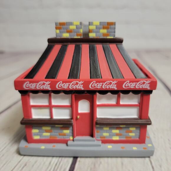 2003 Coca Cola Mini Clock Diner with people drinking coke inside NEW in box - Picture 3 of 12